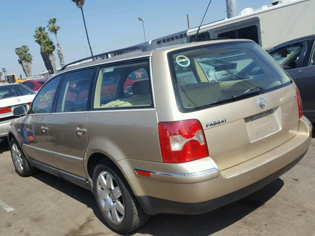 WVWWH63BX1E177047 - 2001 VOLKSWAGEN PASSAT GLX 金色 照片 3