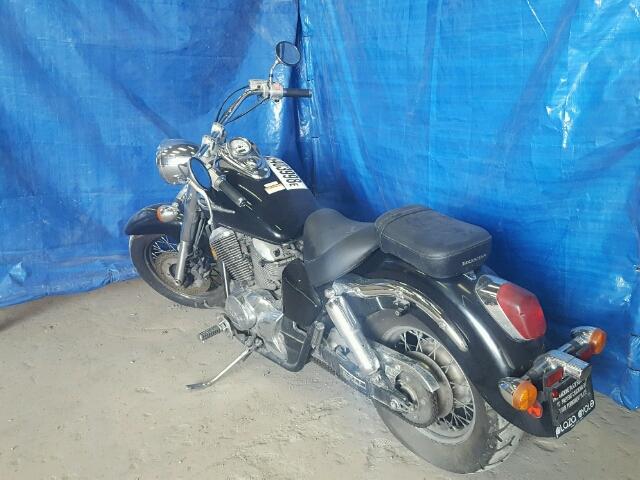 JH2RC44323M700682 - 2003 HONDA VT750 CDA 黑色 照片 3