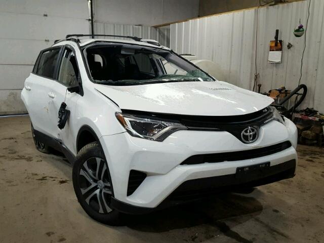 JTMBFREV3GJ095741 - 2016 TOYOTA RAV4 LE WHITE photo 1