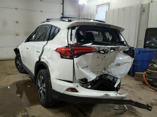 JTMBFREV3GJ095741 - 2016 TOYOTA RAV4 LE WHITE photo 3