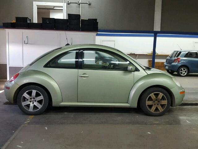 3VWRG31C56M423091 - 2006 VOLKSWAGEN NEW BEETLE 绿色 照片 9