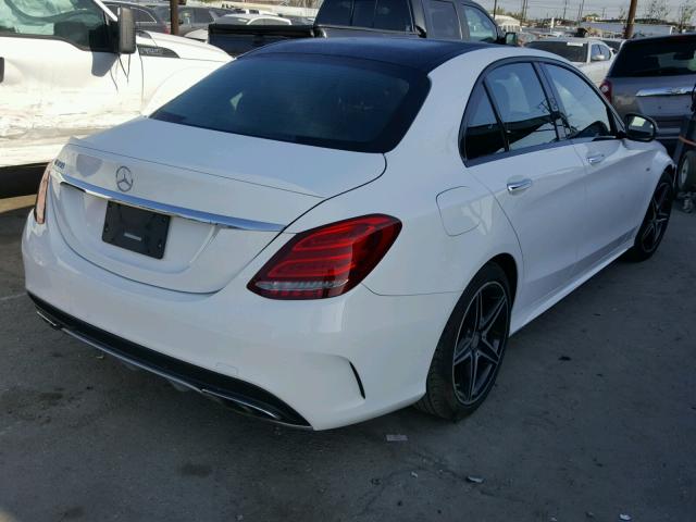 55SWF6EB3GU116289 - 2016 MERCEDES-BENZ C 450 4MAT WHITE photo 4