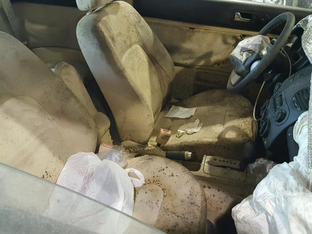 3VWCK21C73M404410 - 2003 VOLKSWAGEN NEW BEETLE WHITE photo 9