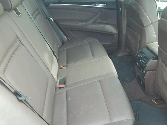 5UXZV8C56BL418657 - 2011 BMW X5 XDRIVE5 თეთრი ფოტო 6