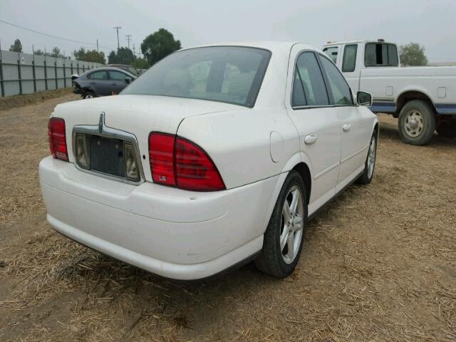 1LNHM87A0YY781860 - 2000 LINCOLN LS WHITE photo 4