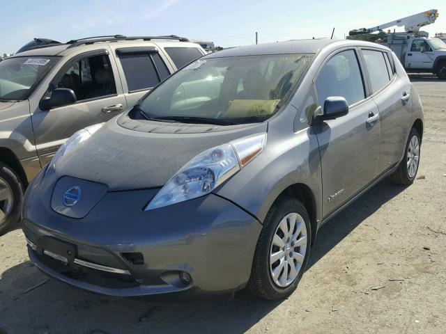 1N4AZ0CP4GC309486 - 2016 NISSAN LEAF S GRAY photo 2