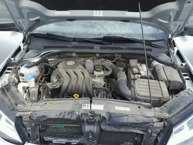 3VW1K7AJ2DM390159 - 2013 VOLKSWAGEN JETTA BASE 银色 照片 7