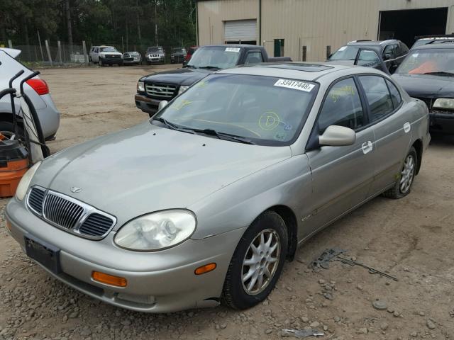 KLAVA69241B306934 - 2001 DAEWOO LEGANZA CD SILVER photo 2