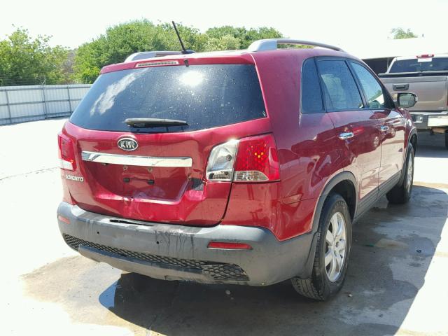 5XYKT3A16BG072990 - 2011 KIA SORENTO BA RED photo 4