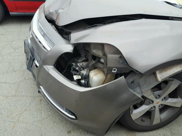 1G1ZC5EU3BF371668 - 2011 CHEVROLET MALIBU 1LT 棕色 照片 9