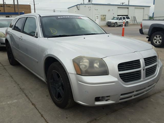 2D4FV47T36H256823 - 2006 DODGE MAGNUM SE SILVER photo 1