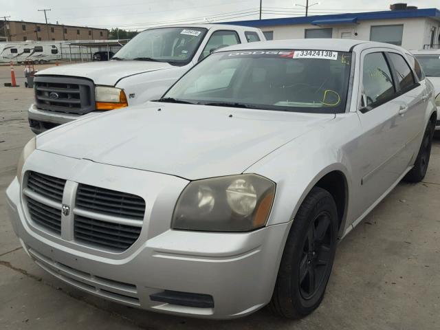 2D4FV47T36H256823 - 2006 DODGE MAGNUM SE SILVER photo 2