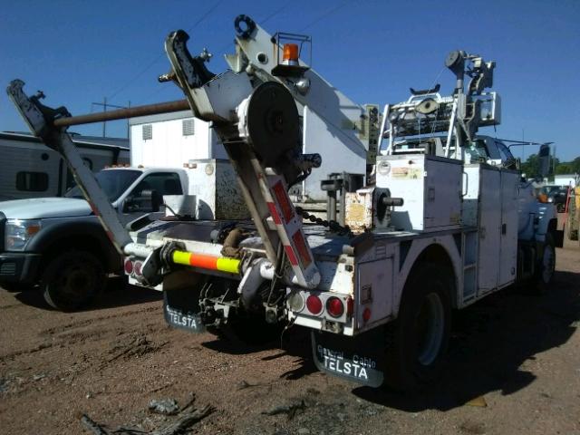 1GBM7H1J9RJ112083 - 1994 CHEVROLET KODIAK C7H WHITE photo 4