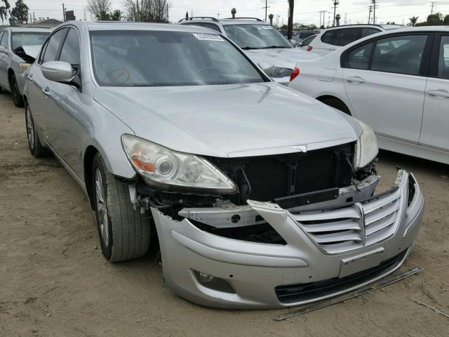 KMHGC46F19U032305 - 2009 HYUNDAI GENESIS 4. SILVER photo 1