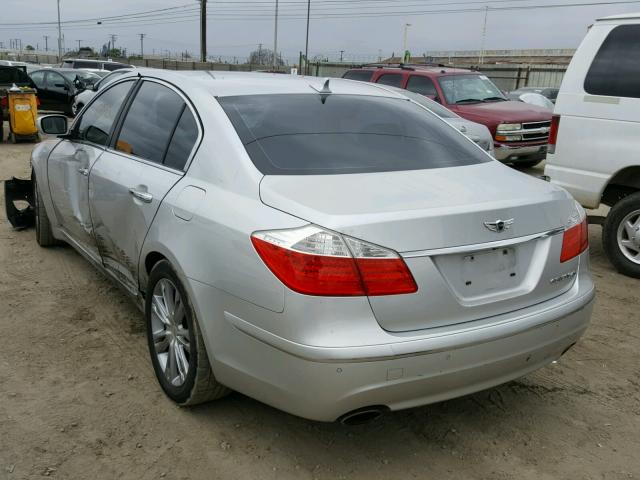 KMHGC46F19U032305 - 2009 HYUNDAI GENESIS 4. SILVER photo 3