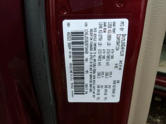 1C4GJ25362B734420 - 2002 CHRYSLER VOYAGER MAROON photo 10