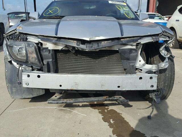 2G1FB1E34C9117581 - 2012 CHEVROLET CAMARO LT SILVER photo 9