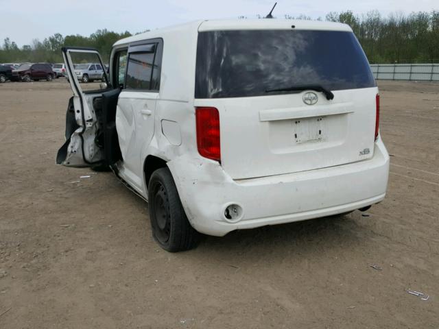 JTLZE4FE1A1117749 - 2010 TOYOTA SCION XB WHITE photo 3