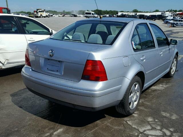 3VWSB69M02M105825 - 2002 VOLKSWAGEN JETTA GLS SILVER photo 4