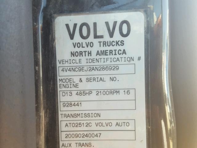 4V4NC9EJ2AN286929 - 2010 VOLVO VN VNL BLACK photo 10