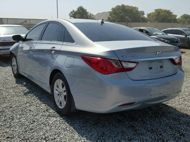 5NPEB4AC8DH548742 - 2013 HYUNDAI SONATA BLUE photo 3