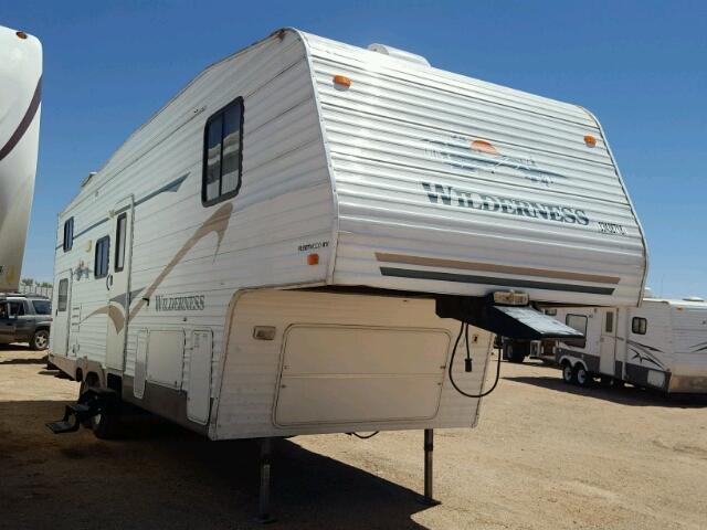 1ED5B292842970503 - 2004 ARO 5TH WHEEL WHITE photo 1