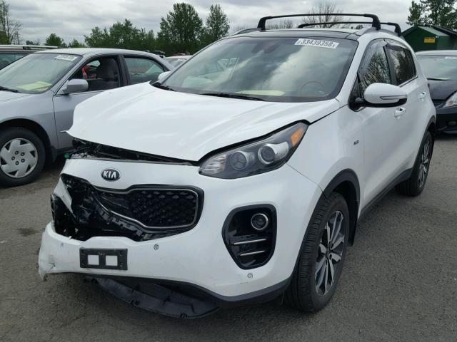 KNDPNCAC8H7203084 - 2017 KIA SPORTAGE E WHITE photo 2