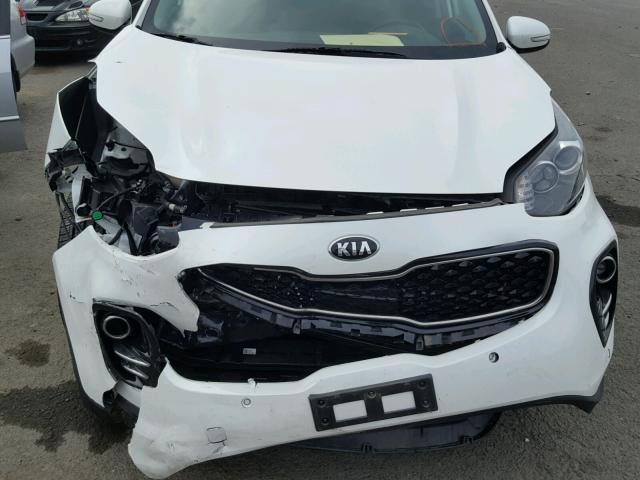 KNDPNCAC8H7203084 - 2017 KIA SPORTAGE E WHITE photo 7