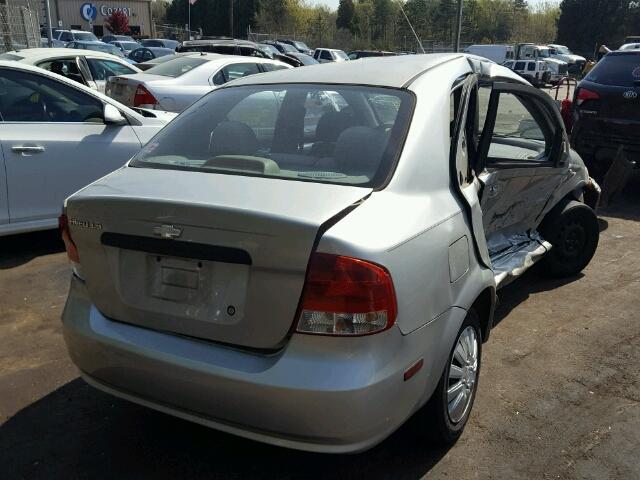 KL1TD526X5B338976 - 2005 CHEVROLET AVEO BASE Srebrny zdjęcie 4