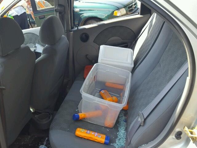 KL1TD526X5B338976 - 2005 CHEVROLET AVEO BASE Srebrny zdjęcie 6