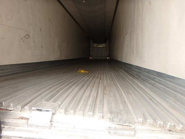 1UYVS25306U731738 - 2006 UTILITY TRAILER BLACK photo 7