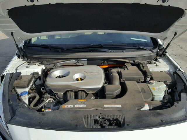 KMHE24L11GA012377 - 2016 HYUNDAI SONATA HYB WHITE photo 7