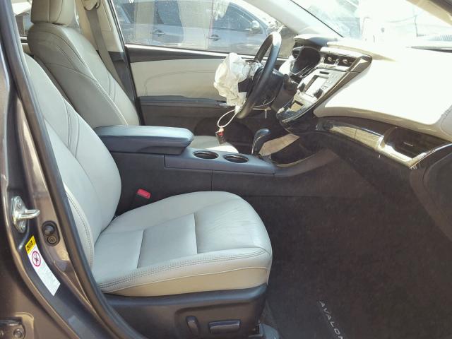 4T1BK1EB6EU089684 - 2014 TOYOTA AVALON BAS GRAY photo 5