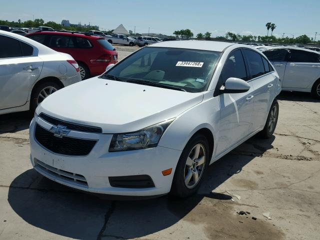 1G1PC5SB8D7281049 - 2013 CHEVROLET CRUZE LT WHITE photo 2