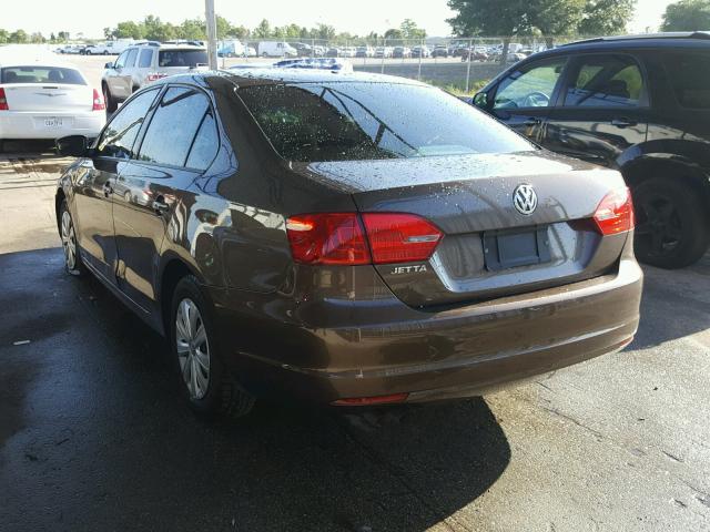 3VW1K7AJ3DM412041 - 2013 VOLKSWAGEN JETTA BASE 烧焦的 照片 3