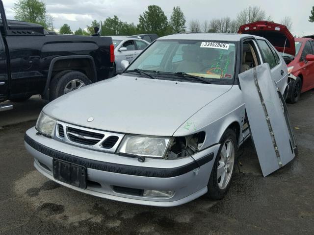 YS3DF58K522024149 - 2002 SAAB 9-3 SE SILVER photo 2