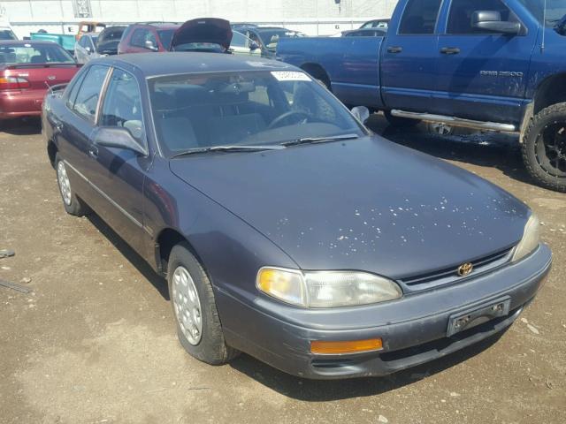 4T1BG12K4TU941212 - 1996 TOYOTA CAMRY DX GRAY photo 1