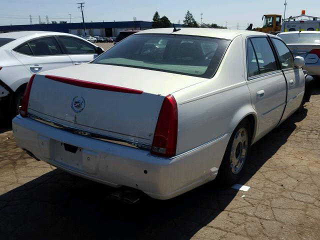 1G6KD57Y16U171611 - 2006 CADILLAC DTS WHITE photo 4