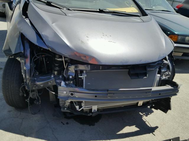 JHMGK5H58GX041109 - 2016 HONDA FIT LX Gris photo 9