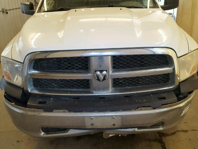 1D3HV16P29J503932 - 2009 DODGE RAM 1500 WHITE photo 9