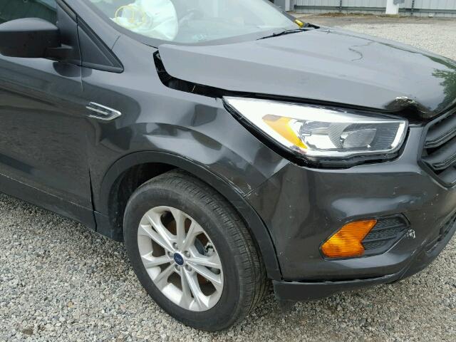 1FMCU0F73HUE64079 - 2017 FORD ESCAPE S GRAY photo 9