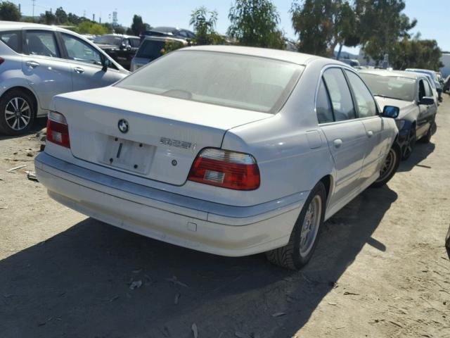 WBADT43412GY44537 - 2002 BMW 525 I AUTO WHITE photo 4