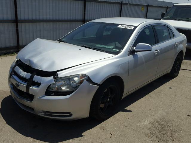 1G1ZC5EB7A4106986 - 2010 CHEVROLET MALIBU 1LT 银色 照片 2