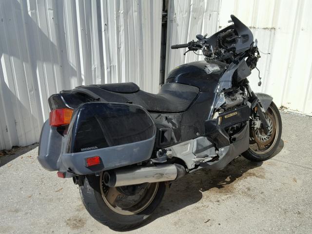 JH2SC2645RM400025 - 1994 HONDA ST1100 A BLACK photo 4