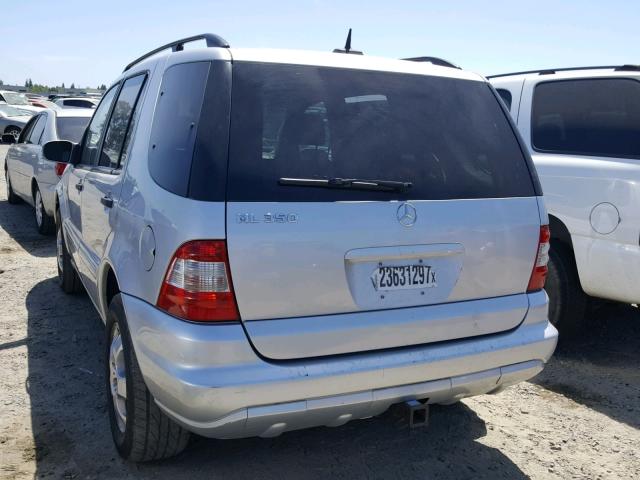 4JGAB57E03A407582 - 2003 MERCEDES-BENZ ML 350 SILVER photo 3