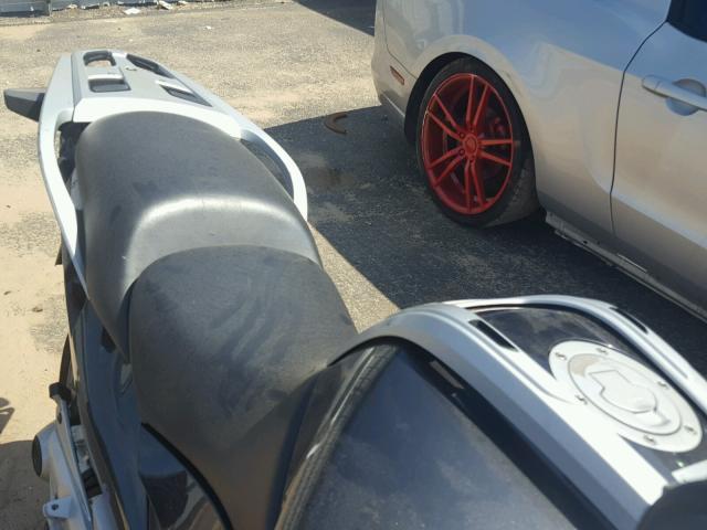 WB10388005ZM15930 - 2005 BMW R1200 ST BLACK photo 6