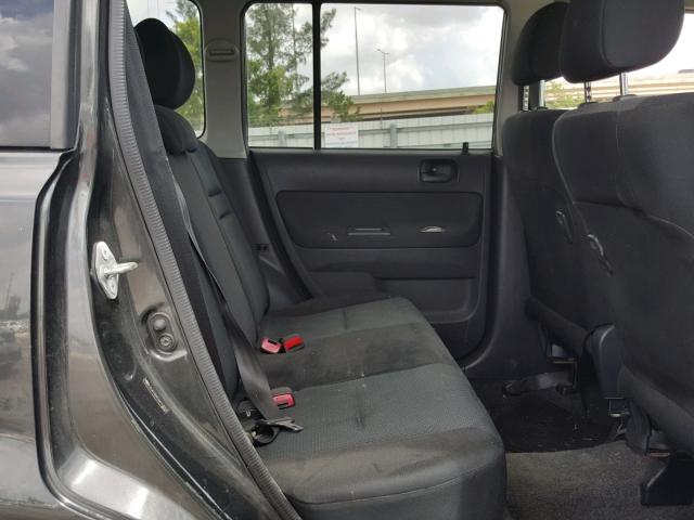 JTLKT324164113012 - 2006 TOYOTA SCION XB WHITE photo 6