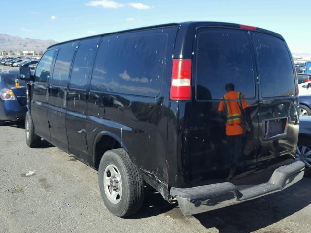 1GTFG15T741144143 - 2004 GMC SAVANA G15 BLACK photo 3