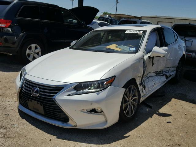 JTHBW1GG6G2111021 - 2016 LEXUS ES 300H WHITE photo 2