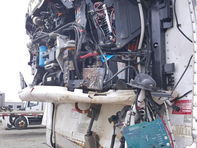 1UYVS253XJ6398607 - 2018 UTILIMASTER TRAILER WHITE photo 8